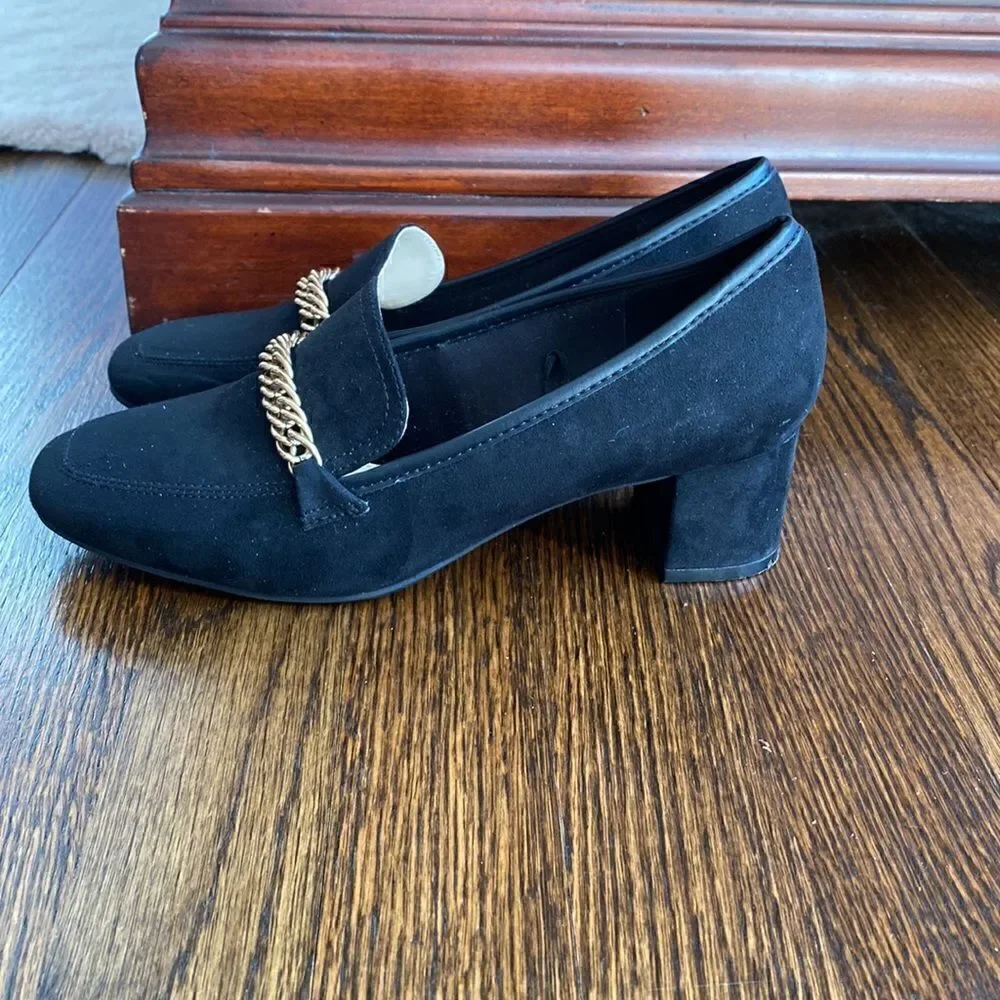 Liz Claiborne Suede Heeled Loafers - Size 7.5